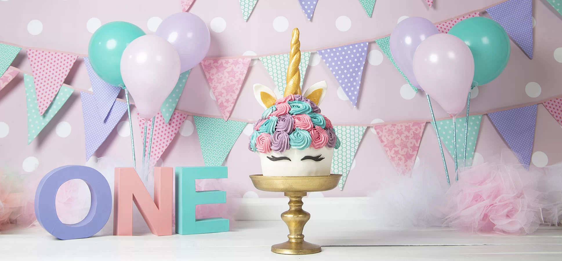 Unicorn Cake Smash c thema roze, mint, lila