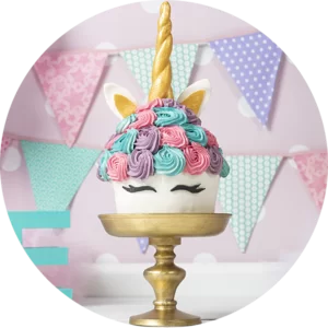 Unicorn Cake Smash giant cupcake taart fotoshoot Noord-Brabant thema beste idee baby 1 jaar prijs